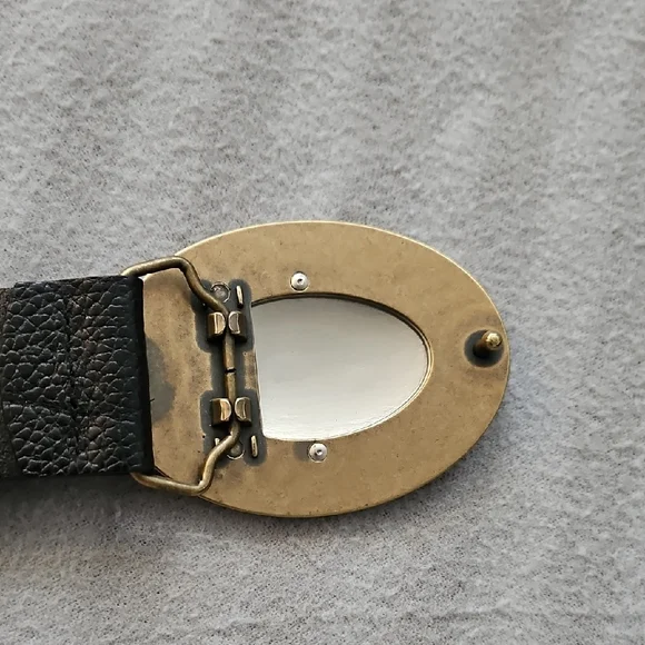 Fossil Black and White Belt with Elegant Design - Picture 2 of 5